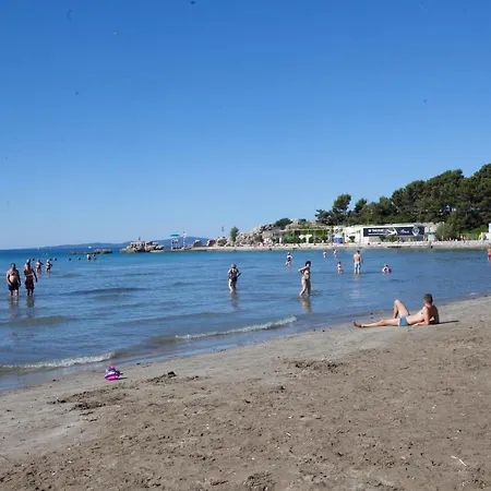 L&s Superior With Balcony And Parking - Excellent Location Within Walking Distance Of Diocletian's Palace And Bacvice *