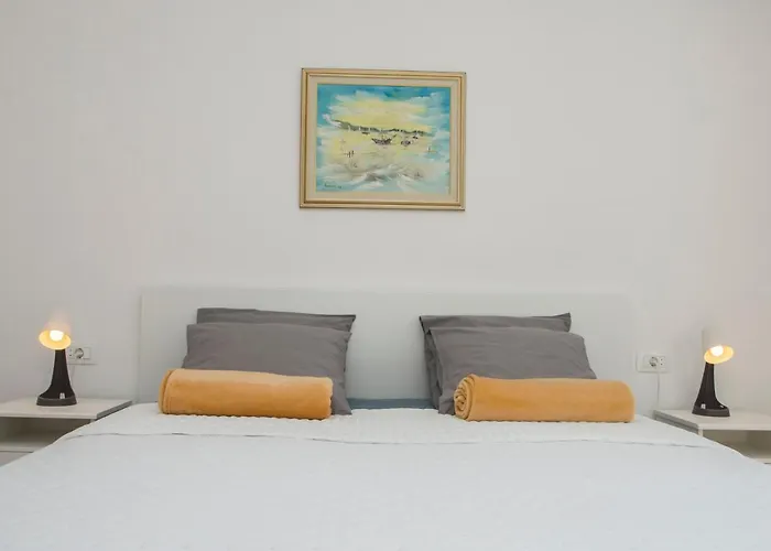 Appartement L&s Superior With Balcony & Free Parking Near Old Town And Bacvice